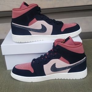 WMNS AIR JORDAN 1 MID